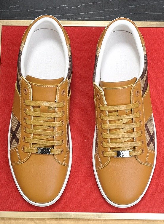 Burberry Tan Plaid Low-Top Sneakers — hero