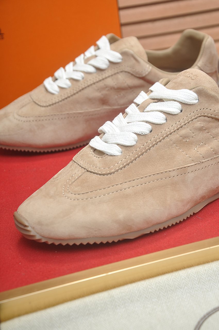 Hermès Beige Low-Top Sneakers — hero