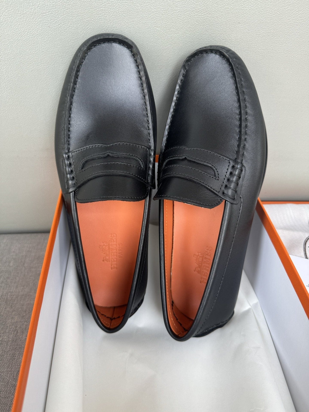 Hermès Black Slip-On Loafers — hero