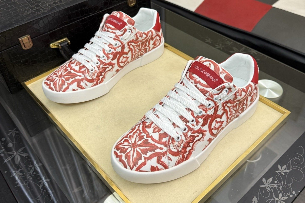 Dolce & Gabbana Red Pattern Low-Top Sneakers — hero