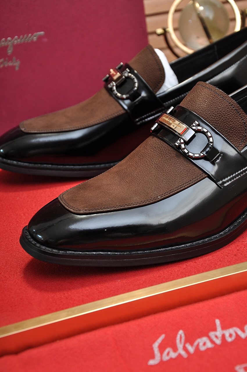Ferragamo Black & Brown Metal Bit Loafers — detail