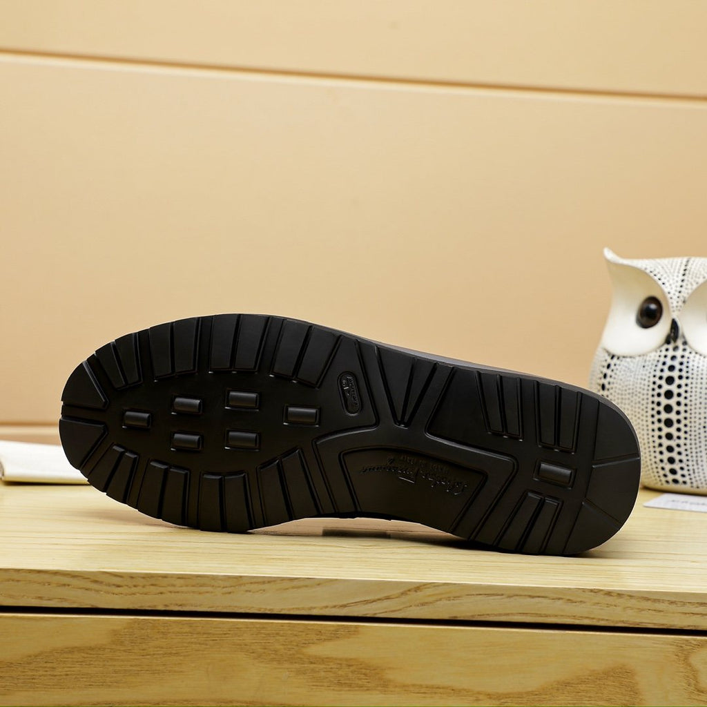 Ferragamo Black Bit Loafers — detail