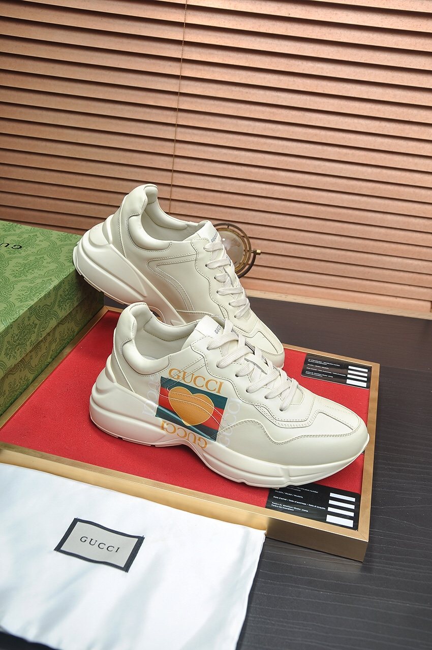 Gucci Off-White Graphic Sneakers — side