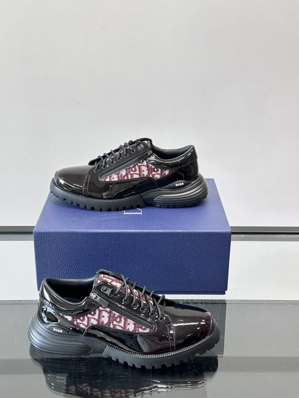 Dior Black Burgundy Patterned Derby Shoes — side