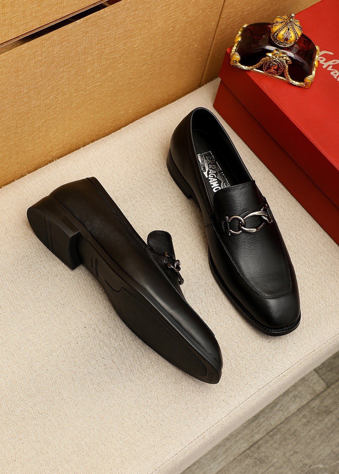 Ferragamo Black Bit Loafers — front