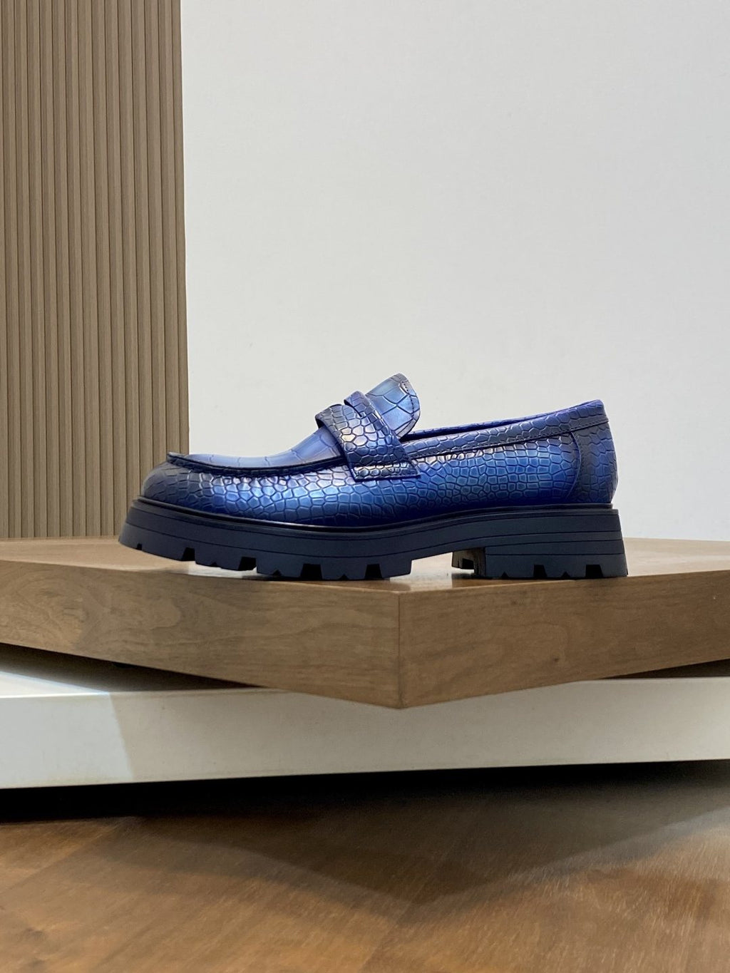 Alexander McQueen Croc-Embossed Lug-Sole Loafers — side