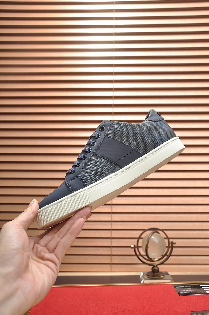 Burberry Panel Low-Top Sneakers — side