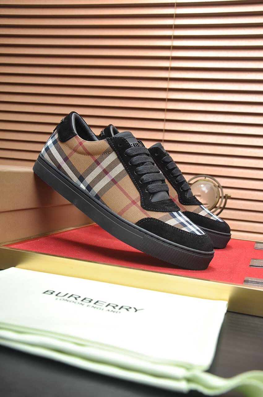 Burberry Tan Plaid Low-Top Sneakers — hero