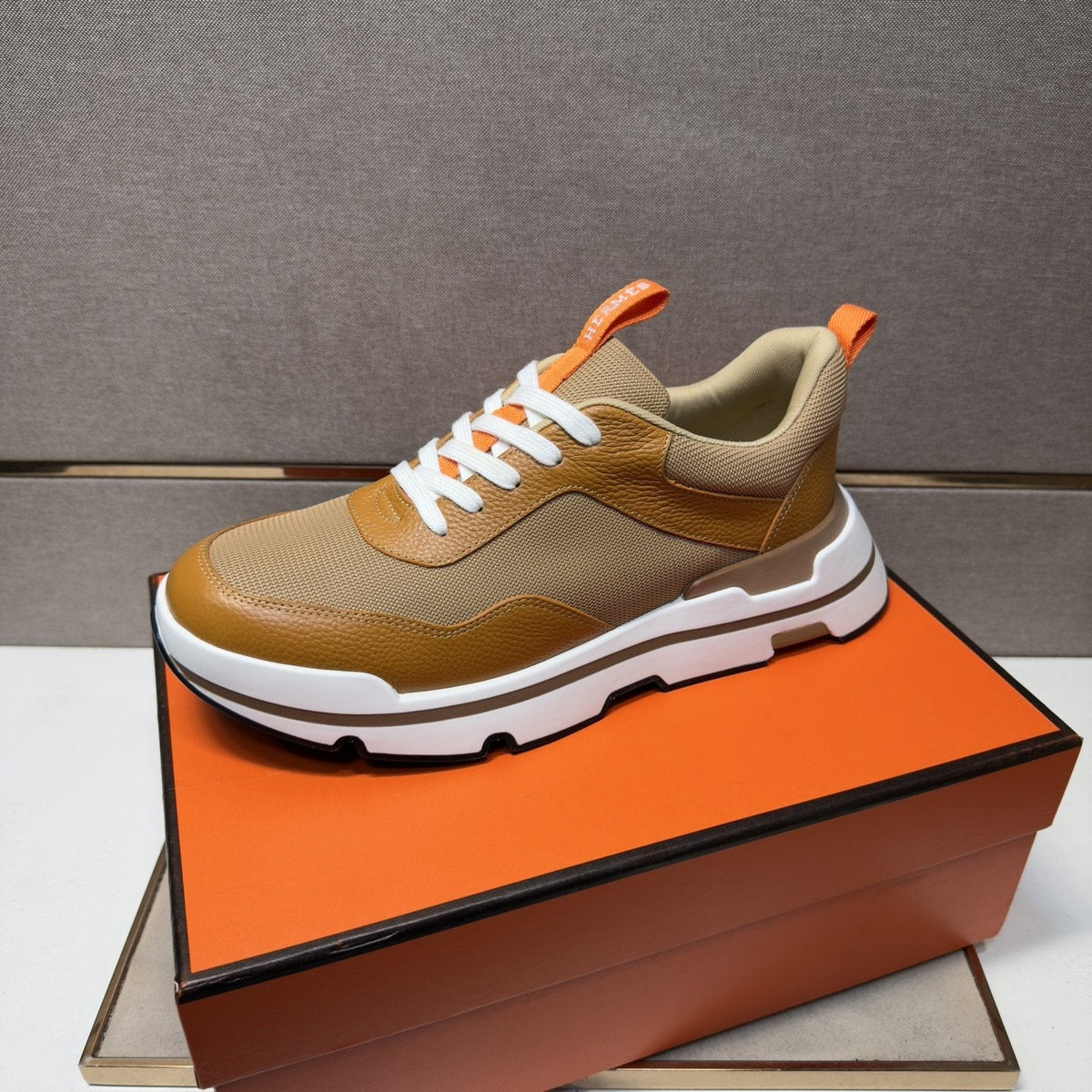Hermès Panel Lace-Up Casual Sneakers — side