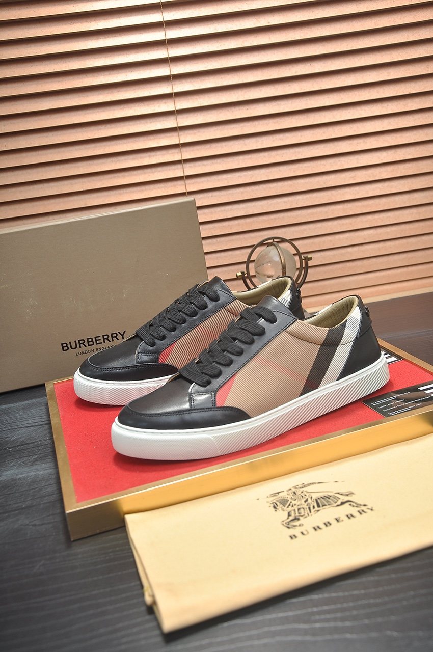 Burberry Plaid Panel Low-Top Sneakers — front