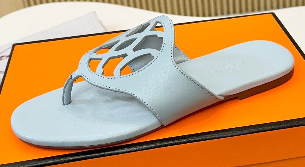 Hermès Tan Brown Cutout Thong Sandals — front