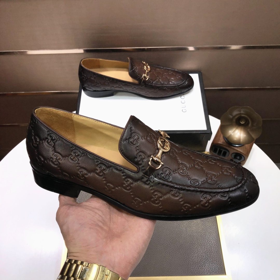 Gucci Patterned Bit Loafers — front