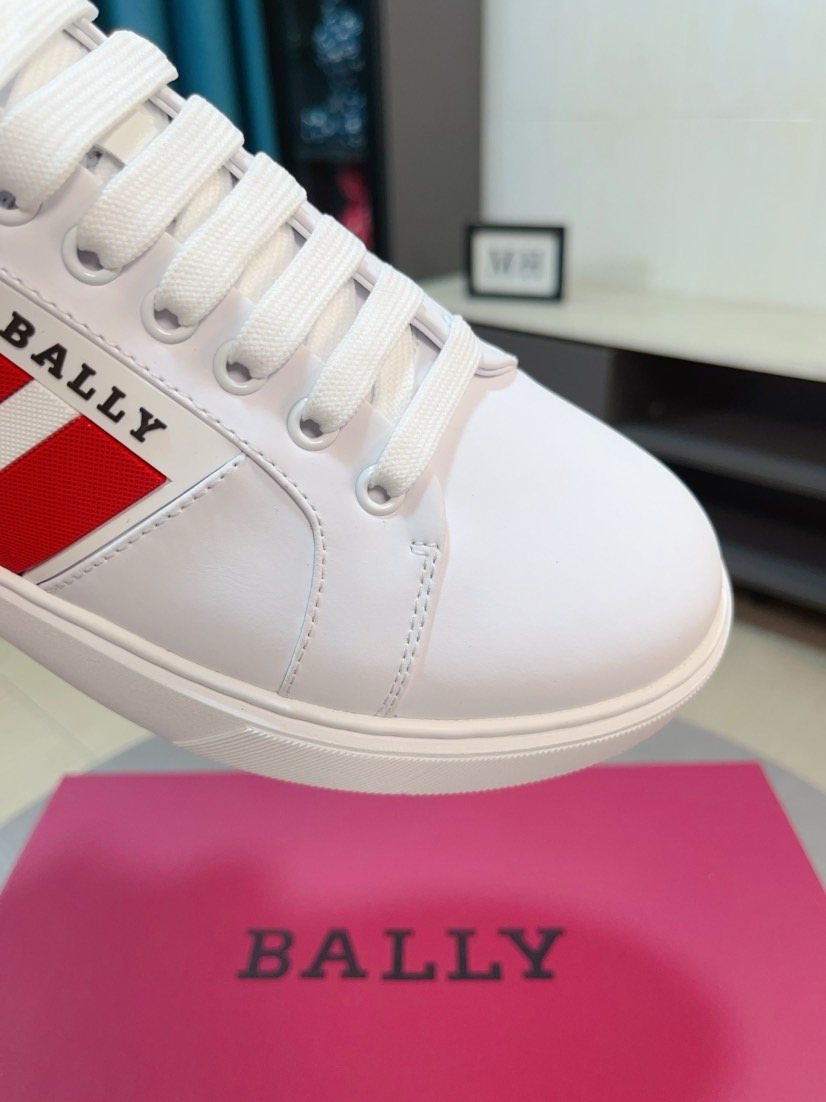 BALLY Red Stripe Low-Top Sneakers — detail