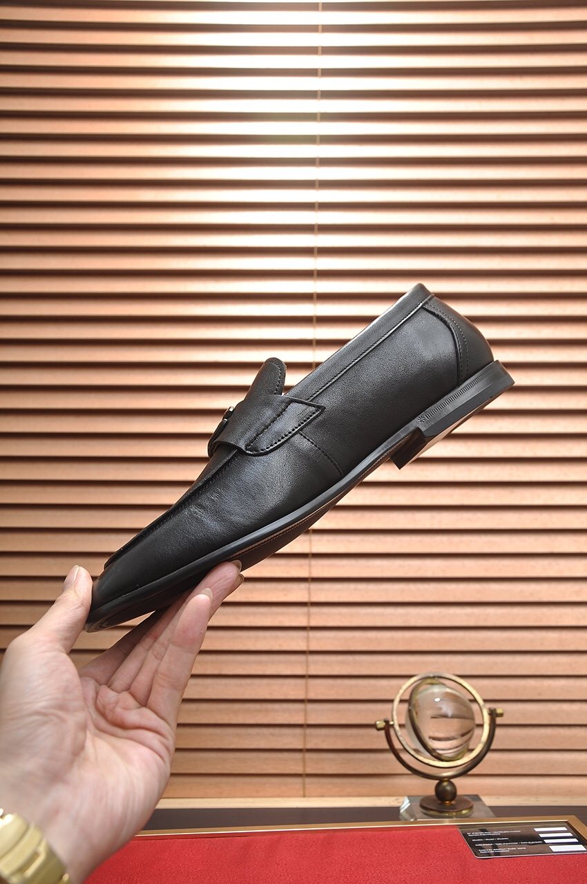 Dolce & Gabbana Bernini Buckle Loafers — side