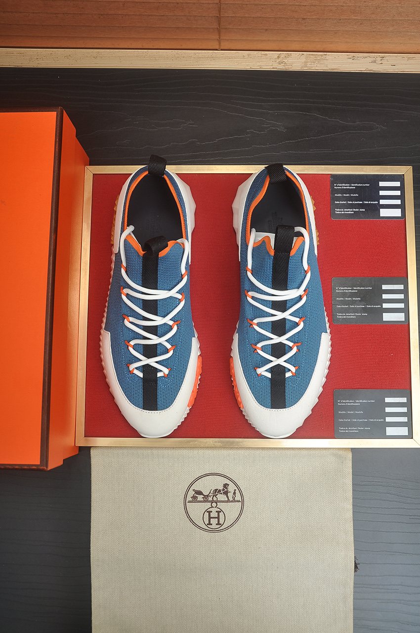 Hermès Light Gray Low-Top Sneakers — front