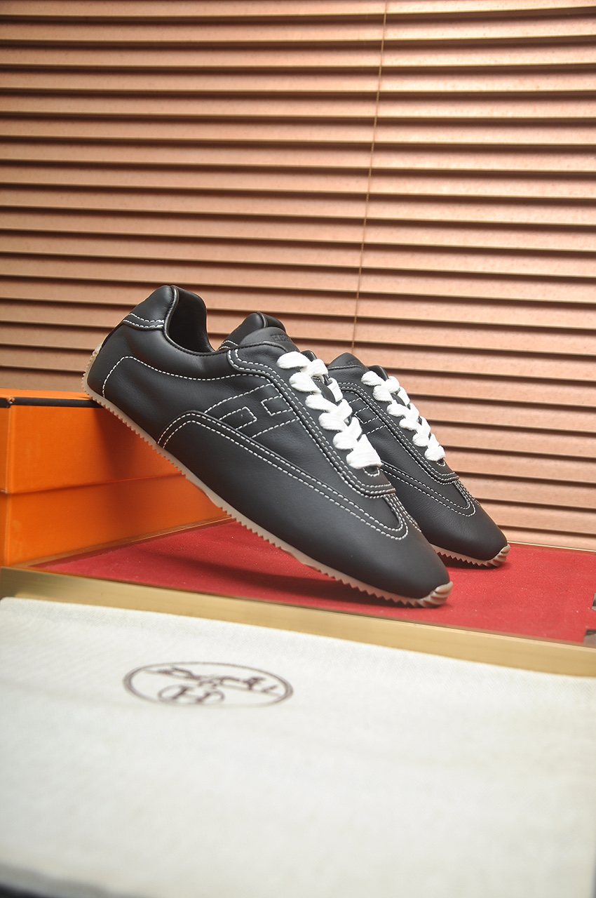 Hermès Low-Top Lace-Up Sneakers — hero