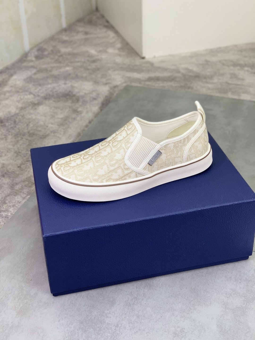 微商相册测试鞋子-Dior Cream Beige Patterned Slip-On Sneakers — side