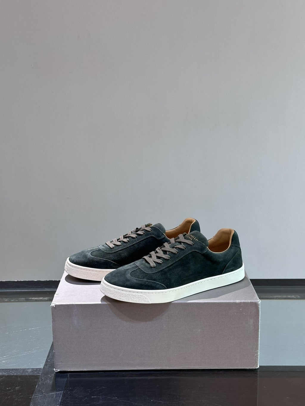 Brunello Cucinelli Low-Top Sneakers — side