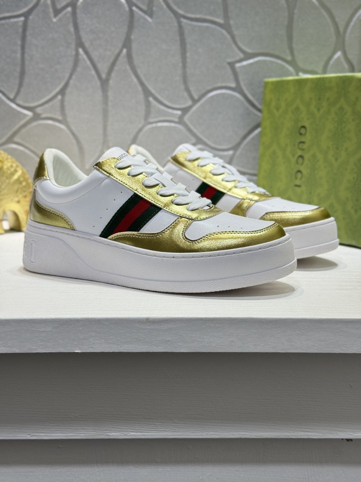 Gucci White Green-Red Stripe Sneakers — front