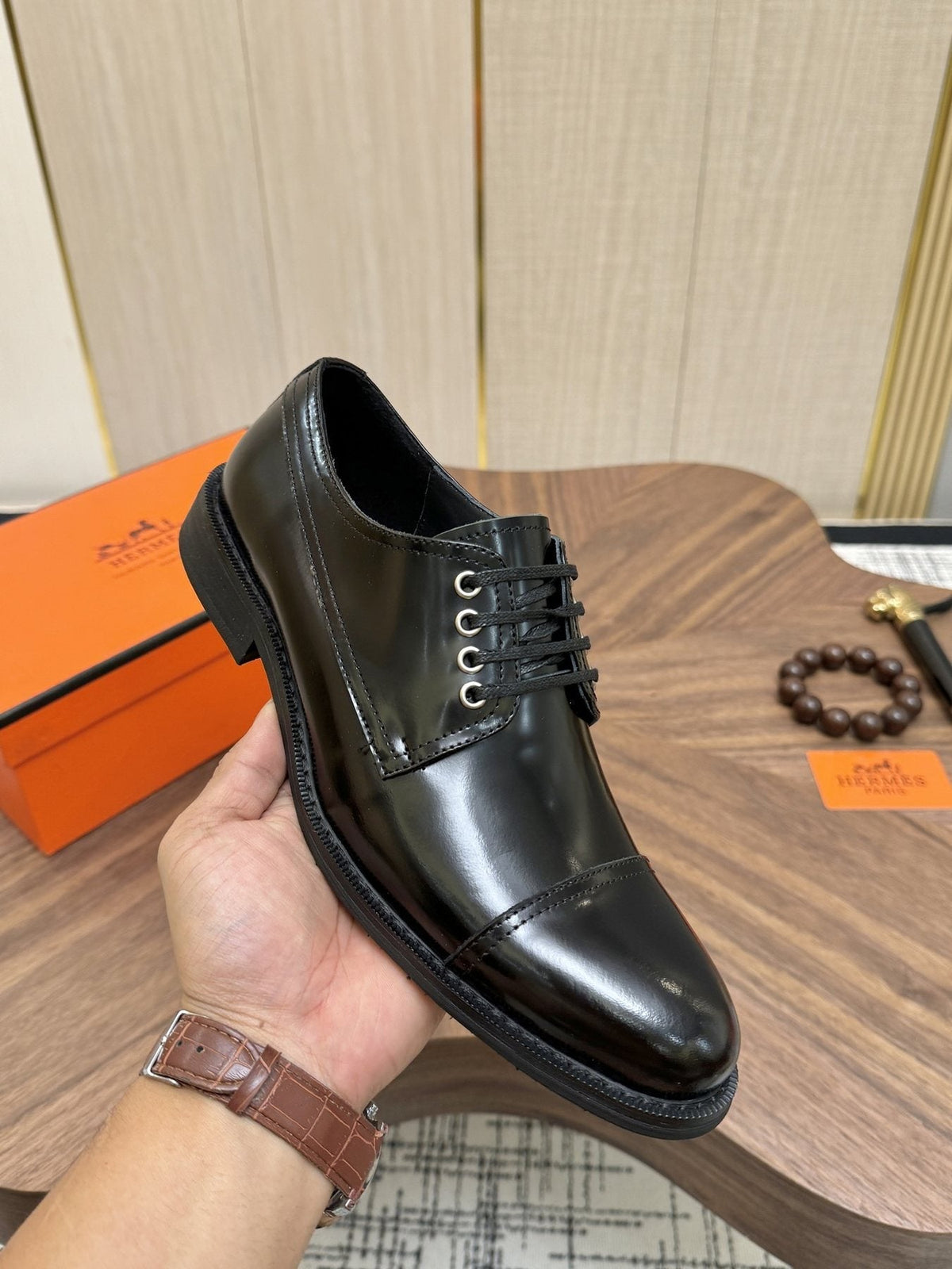 Hermès Polished Leather Lace-Up Dress Shoes — model