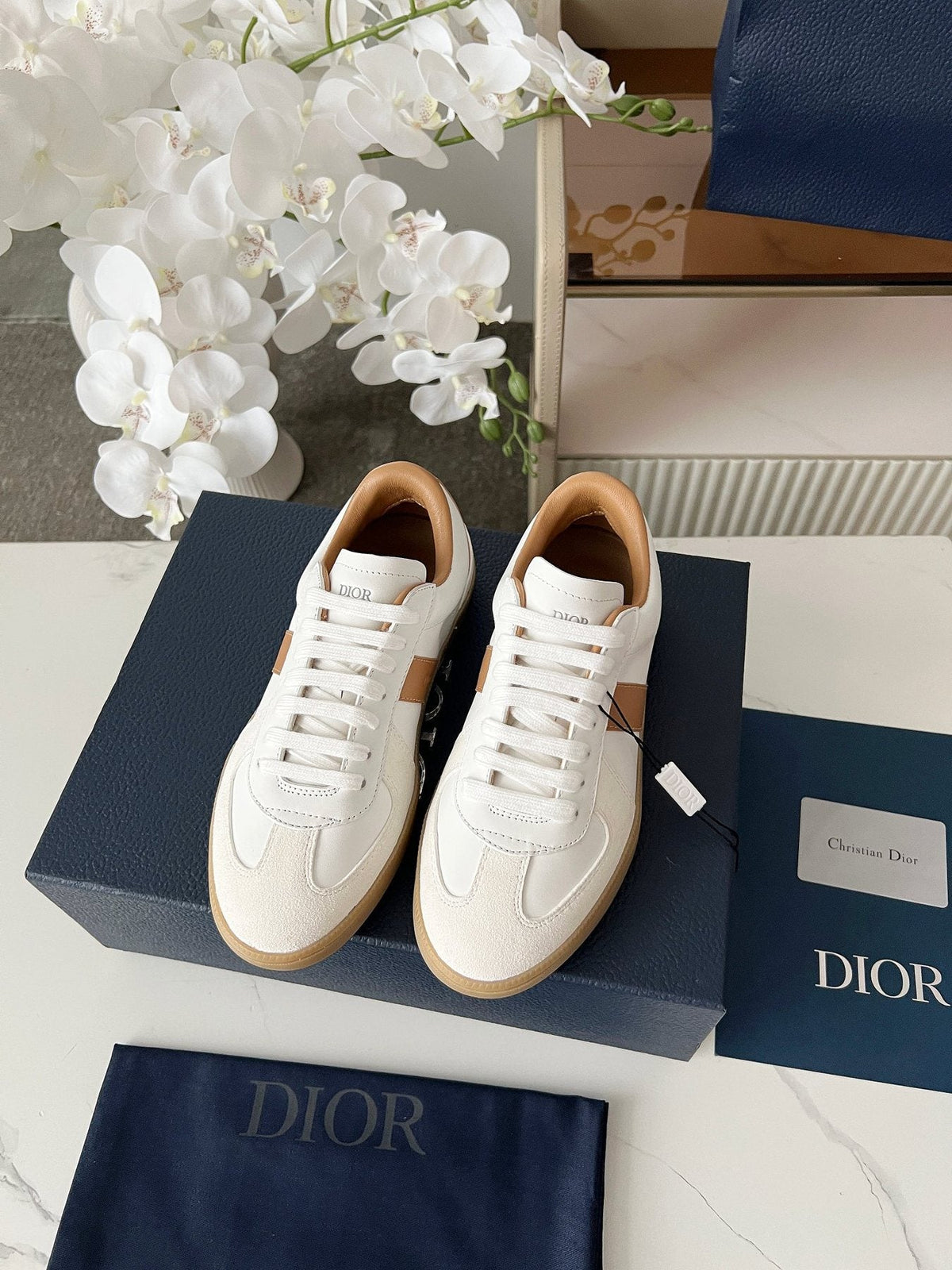 Dior B01 Low-Top Sneakers — front