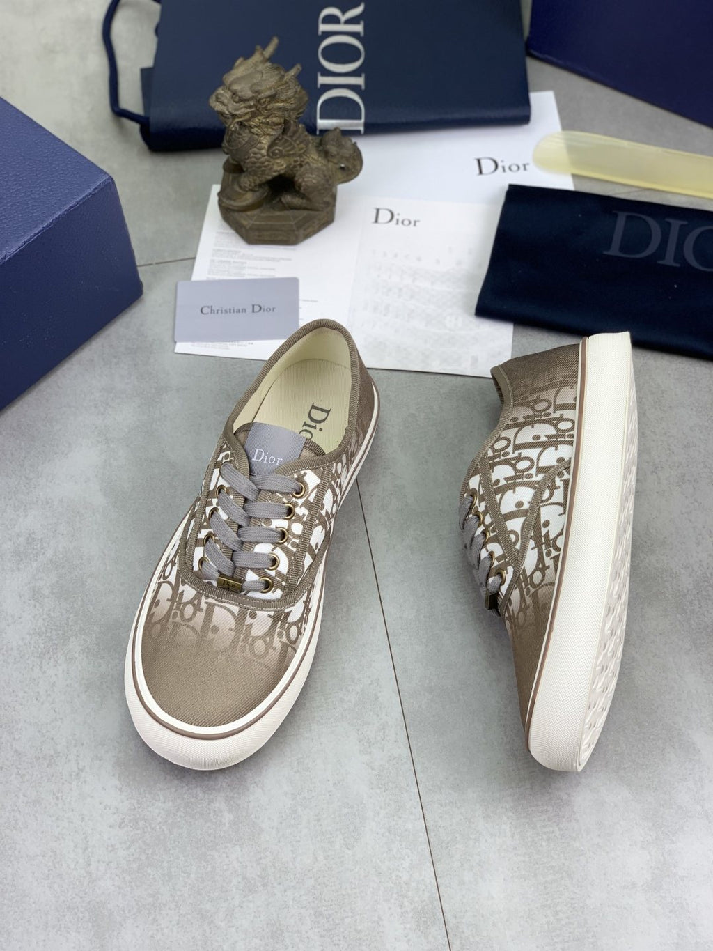 微商相册测试鞋子-Dior Navy Patterned Low-Top Canvas Sneakers — side
