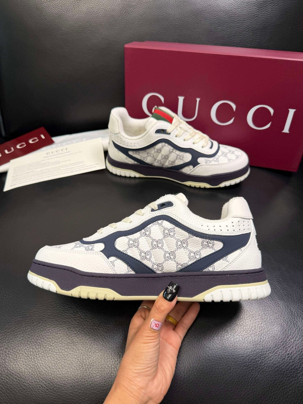 Gucci Patterned Low-Top Sneakers — detail