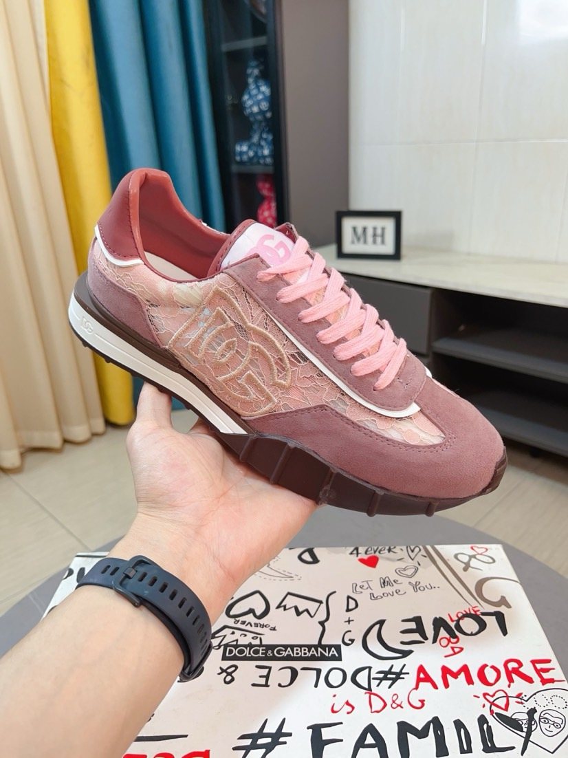 微商相册测试鞋子-Dolce & Gabbana Logo Low-Top Sneakers — front