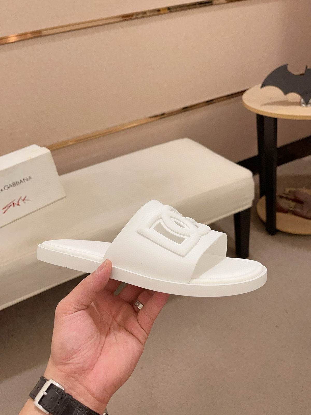 Dolce & Gabbana Raised Logo Slide Sandals — side