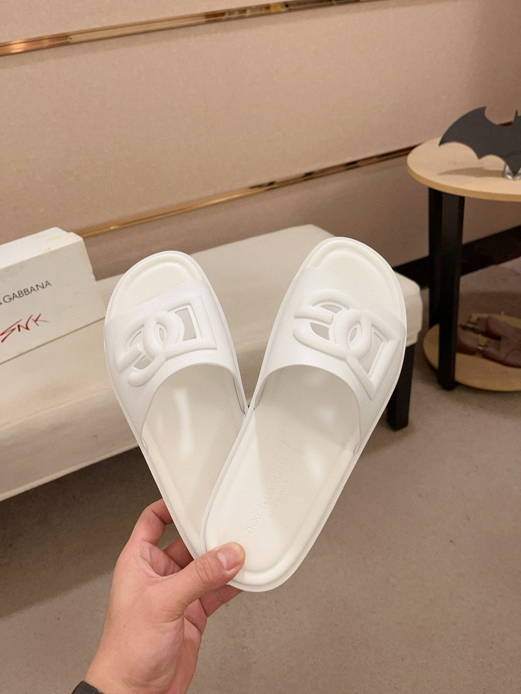 Dolce & Gabbana Raised Logo Slide Sandals — front
