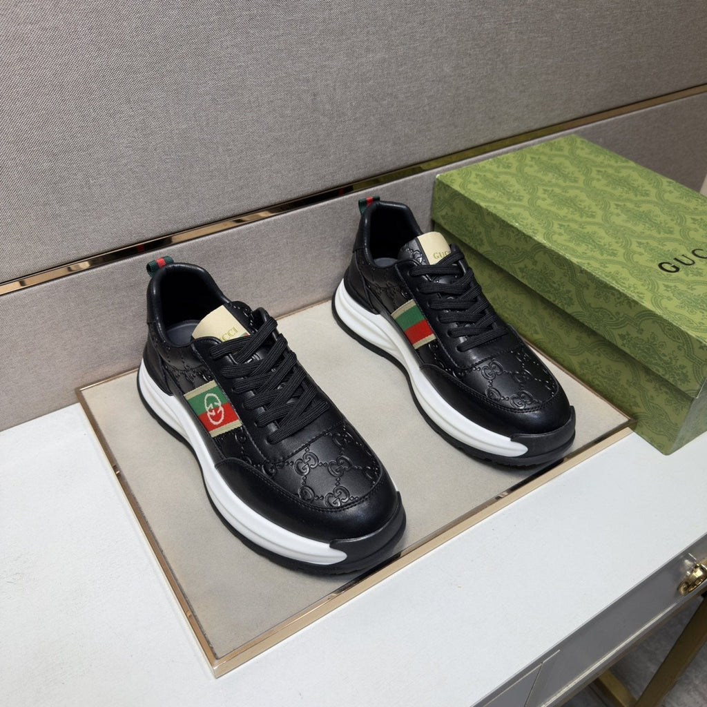 Gucci White Stripe Low-Top Sneakers — front